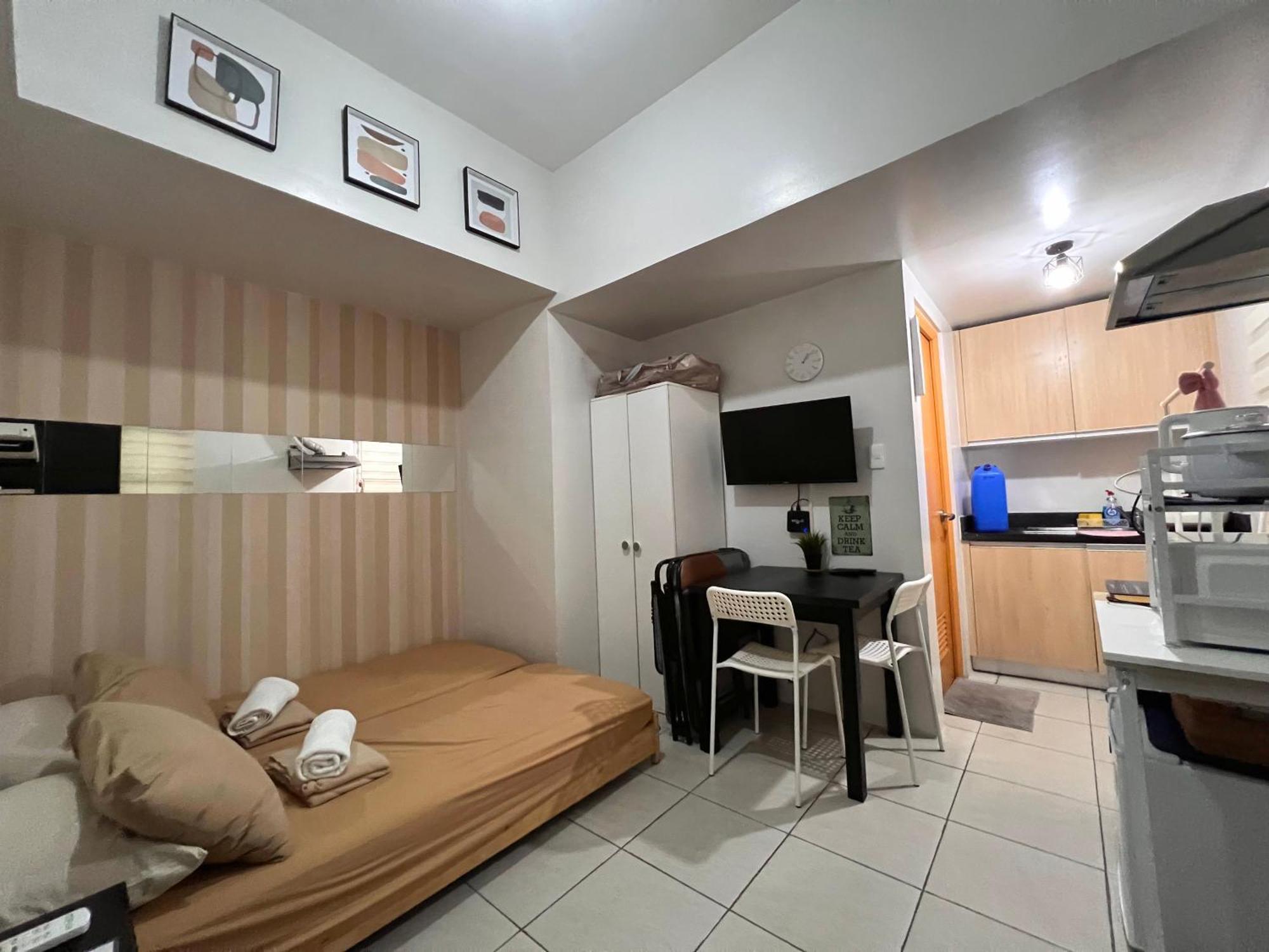 Ama Tower Residences, 8Th Flr, Near Dmw And Sm Megamall Mandaluyong Esterno foto